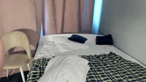 Isabel online show from February 2025 10:29:01 AM