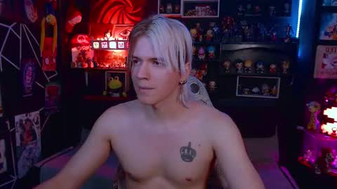 Snapshot of lustymatt chatting on September 2025 11:54:02 PM lustymatt online show from September 2025 11:54:02 PM