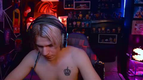 Snapshot of lustymatt chatting on October 2025 04:01:01 AM lustymatt online show from October 2025 04:01:01 AM