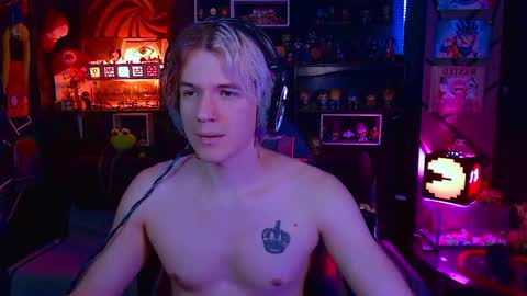 Snapshot of lustymatt chatting on November 2025 01:51:02 AM lustymatt online show from November 2025 01:51:02 AM