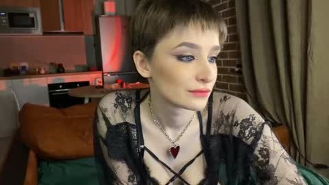 Snapshot of lusylune chatting on February 2025 11:20:01 PM Luy online show from February 2025 11:20:01 PM