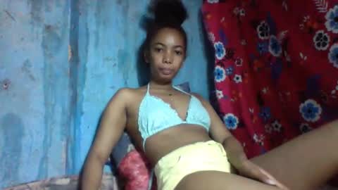 Snapshot of lutchia chatting on December 2025 11:45:01 PM lutchia online show from December 2025 11:45:01 PM