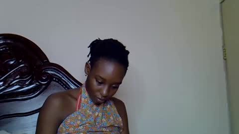 lutino_lovebirds online show from March 2026 08:29:02 AM