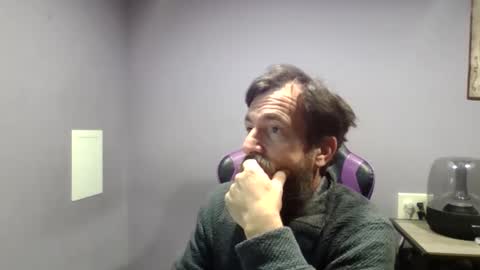 Luv2likslit online show from November 2025 09:04:01 AM