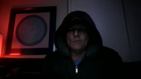 Snapshot of luv2toknstrok chatting on October 2025 08:15:02 AM Luv2tokNstrok online show from October 2025 08:15:02 AM