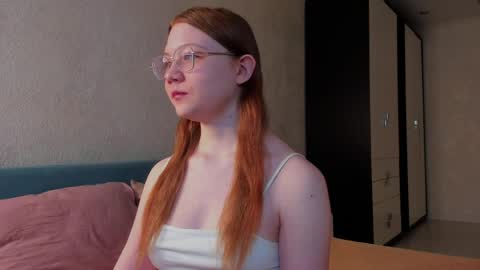 Tessa online show from April 2026 01:17:02 AM