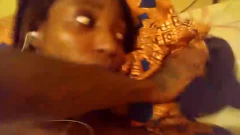 Snapshot of luvagurl chatting on February 2025 10:21:02 PM luvagurl online show from February 2025 10:21:02 PM