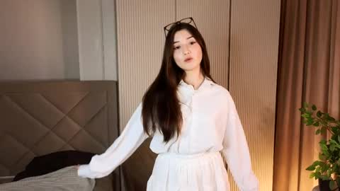 Nana online show from April 2026 07:08:02 PM