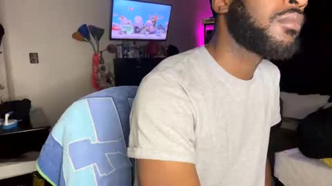 Snapshot of luverboibbc chatting on December 2024 03:41:01 AM luverboi online show from December 2024 03:41:01 AM