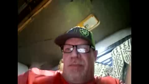 Snapshot of luvtw2eet6ussy chatting on November 2025 01:40:01 PM luvtw2eet6ussy online show from November 2025 01:40:01 PM