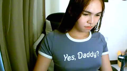 Snapshot of luvv_soleil chatting on April 2026 05:55:01 AM Sol online show from April 2026 05:55:01 AM