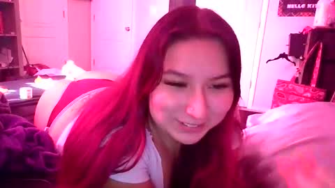 luvvespie online show from November 2025 06:21:01 PM