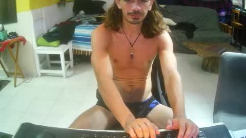 Snapshot of lux_uri chatting on September 2025 02:27:02 AM James online show from September 2025 02:27:02 AM