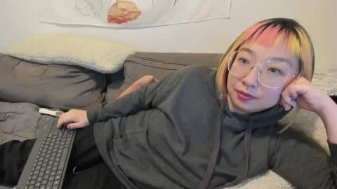 Snapshot of luxgray chatting on December 2024 06:22:02 AM LuxGray online show from December 2024 06:22:02 AM