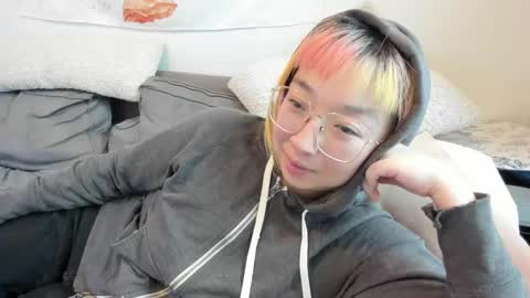 Snapshot of luxgray chatting on December 2024 06:14:01 PM LuxGray online show from December 2024 06:14:01 PM