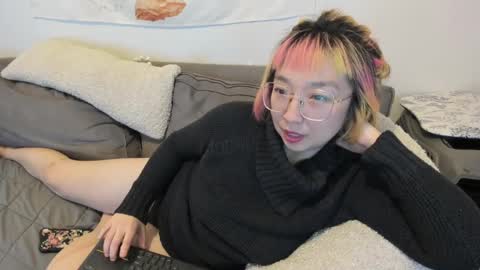 Snapshot of luxgray chatting on December 2024 01:28:01 AM LuxGray online show from December 2024 01:28:01 AM