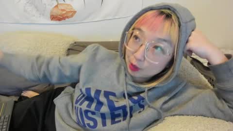 Snapshot of luxgray chatting on December 2024 11:27:02 PM LuxGray online show from December 2024 11:27:02 PM