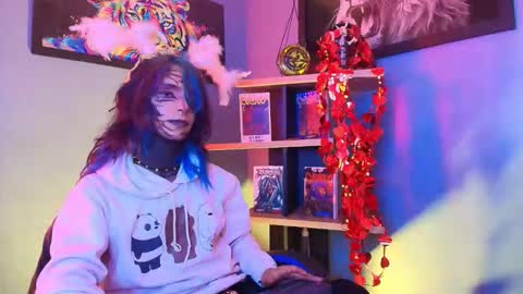 Luxiel 3 online show from February 2026 11:23:02 PM