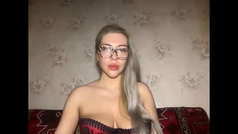 LuxSonyaStar online show from November 2025 08:55:01 PM