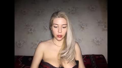 Snapshot of luxsonyastar chatting on May 2026 08:13:02 PM LuxSonyaStar online show from May 2026 08:13:02 PM