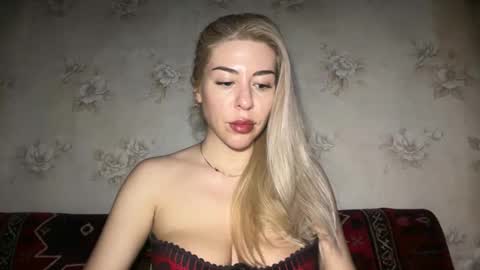 Snapshot of luxsonyastar chatting on May 2026 08:25:01 PM LuxSonyaStar online show from May 2026 08:25:01 PM