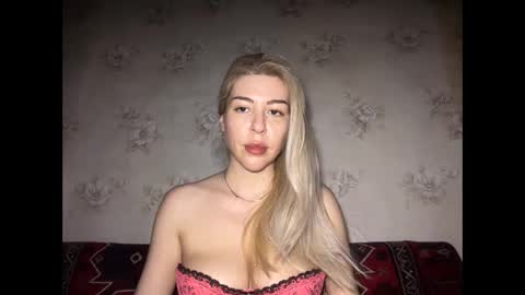 Snapshot of luxsonyastar chatting on May 2026 07:45:02 PM LuxSonyaStar online show from May 2026 07:45:02 PM