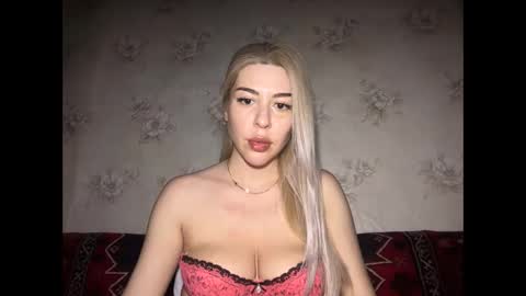 Snapshot of luxsonyastar chatting on May 2026 07:52:01 PM LuxSonyaStar online show from May 2026 07:52:01 PM