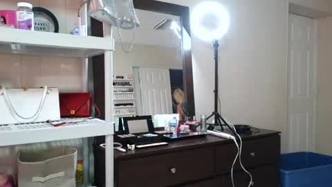 Snapshot of luxuriousbunny chatting on August 2026 02:41:02 PM luxuriousbunny online show from August 2026 02:41:02 PM