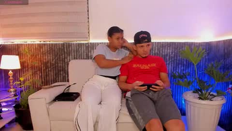 Snapshot of luxury_reveng3 chatting on February 2026 06:39:02 PM Kitty 18 year Sara 18 year online show from February 2026 06:39:02 PM