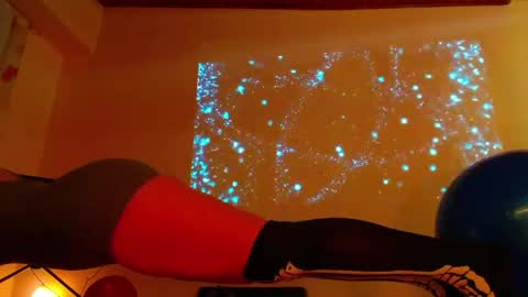 Liss online show from April 2026 03:41:02 PM