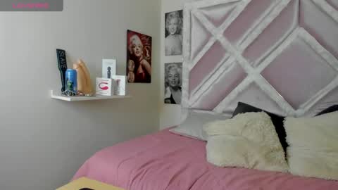 Snapshot of luxx_11 chatting on February 2026 01:12:02 PM Lux online show from February 2026 01:12:02 PM