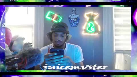 Snapshot of lxrdhxkvgemvsterjuice chatting on October 2025 07:43:01 PM lxrdhxkvgemvsterjuice online show from October 2025 07:43:01 PM
