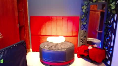 lya__smith online show from April 2026 03:12:01 AM