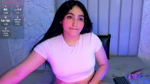 LYA DUBOIS  online show from April 2026 09:39:33 PM