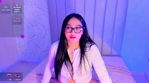LYA DUBOIS  online show from July 2026 08:14:01 PM