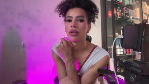 LYA online show from November 2025 05:08:01 PM