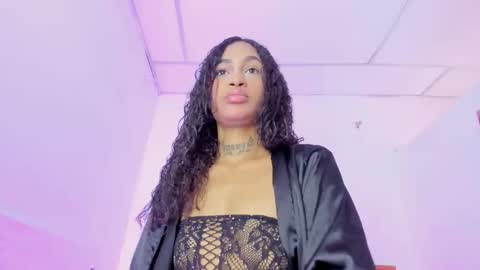 lyana online show from December 2025 12:56:01 PM