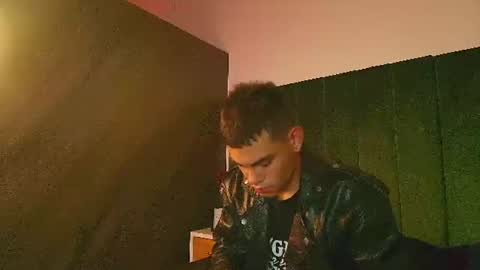 TELL ME LYCAN online show from June 2026 01:49:01 AM