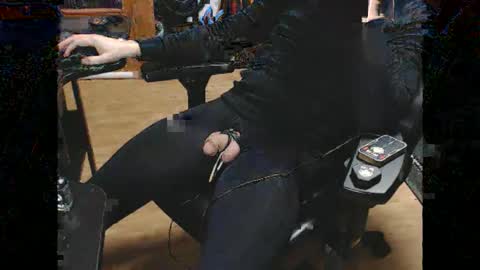 lycraboy123 online show from December 2025 01:45:02 AM