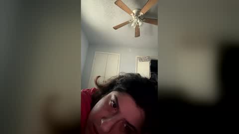 Snapshot of lydiasheer chatting on April 2026 04:15:01 PM lydiasheer online show from April 2026 04:15:01 PM