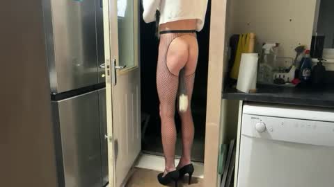 Snapshot of lydiaxdress chatting on September 2025 11:09:02 PM Lydia online show from September 2025 11:09:02 PM