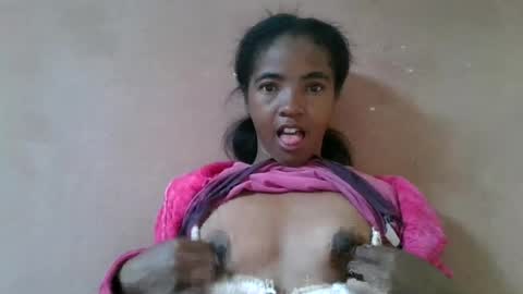 lydie856696 online show from July 2026 05:04:02 PM