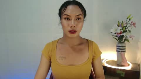 Snapshot of lykafox_xx chatting on February 2025 10:23:01 AM alexa online show from February 2025 10:23:01 AM