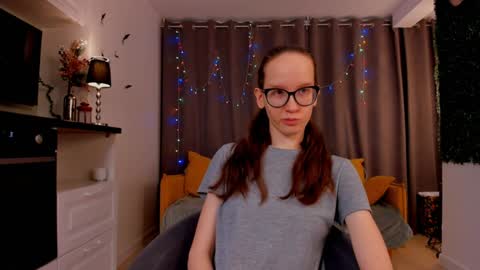 Sara online show from February 2025 04:11:01 PM