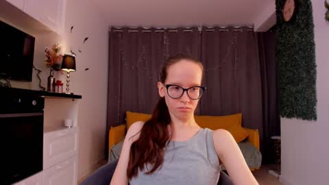 Sara online show from February 2025 04:14:01 PM