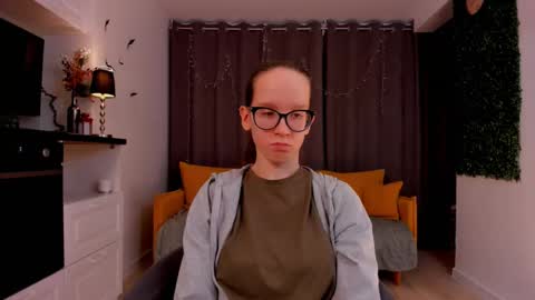 Sara online show from February 2025 07:17:02 PM