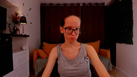 Sara online show from February 2025 04:48:01 PM