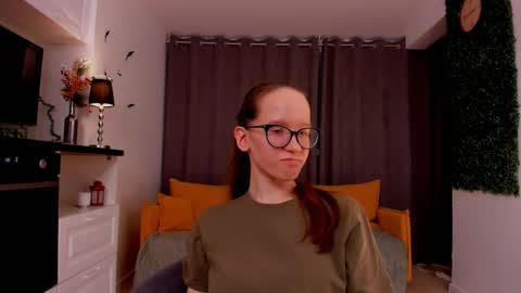 Sara online show from February 2025 07:14:02 PM