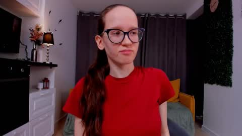 Sara online show from February 2025 07:16:01 PM