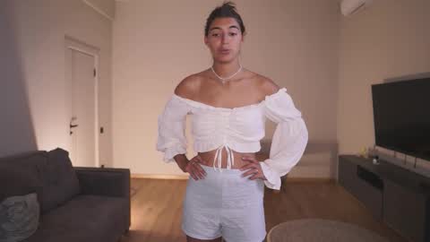  LYNN  online show from March 2026 06:20:02 AM